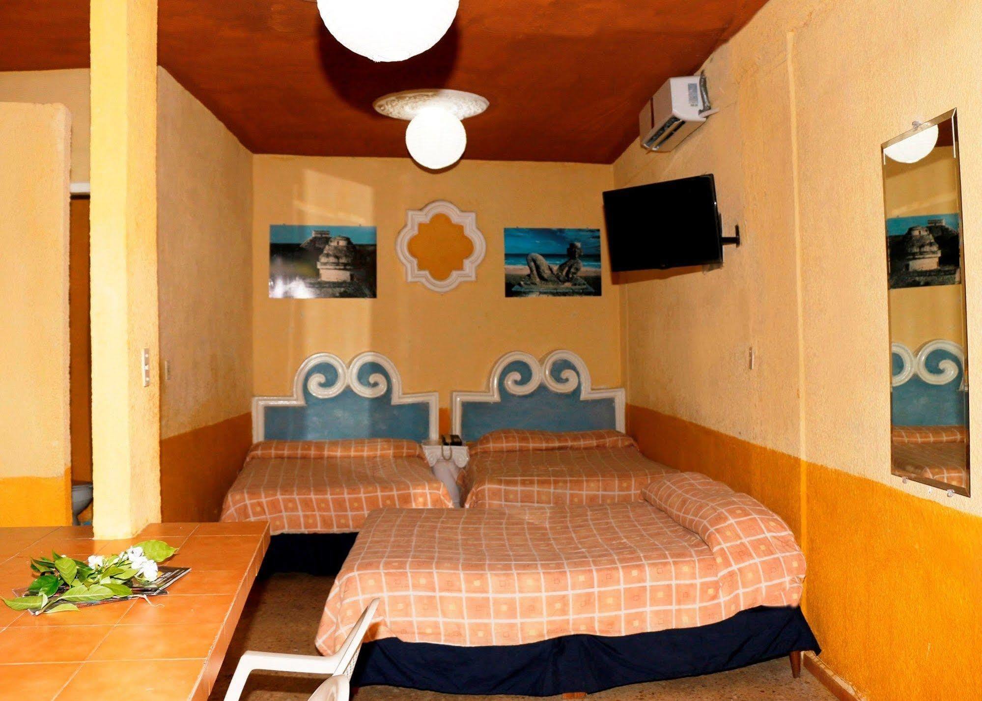 Hotel Suites Elia Noemi เมริดา ภายนอก รูปภาพ