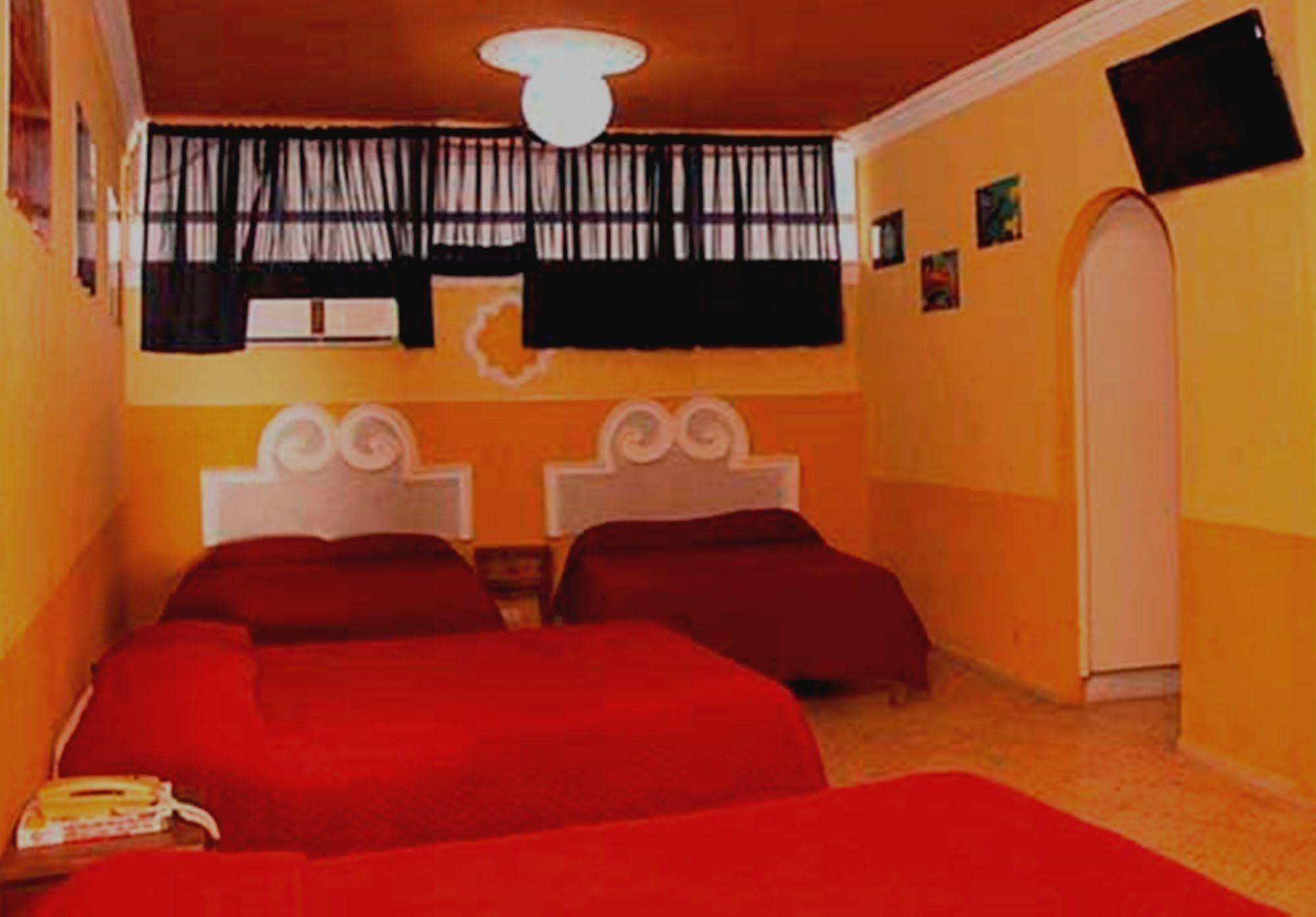 Hotel Suites Elia Noemi เมริดา ภายนอก รูปภาพ