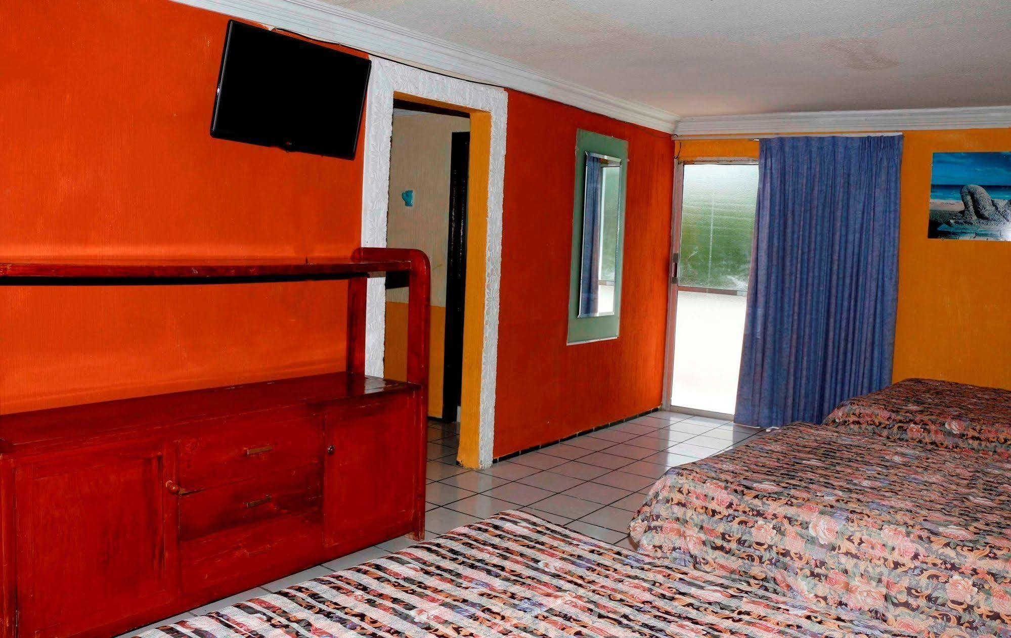 Hotel Suites Elia Noemi เมริดา ภายนอก รูปภาพ